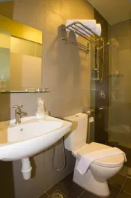 Prince 33 Hotel - Badezimmer