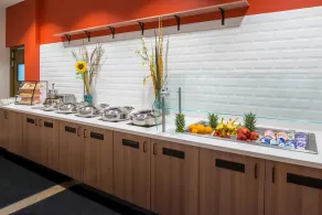 Holiday Inn Kansas City Airport by IHG - Restaurant