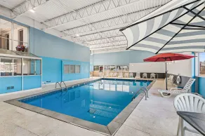 Quality Inn & Suites Council Bluffs - Omaha East - Piscine