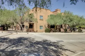 Tucson Condo Rental w/ Balcony + Mountain View! - Interiör