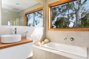 Port of Call - Bagno