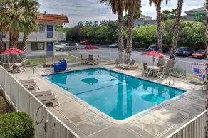Motel 6-Vacaville, CA - Piscine