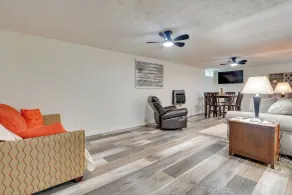 Pet-friendly Zanesville Haven w/ Game Room! - Innenbereich