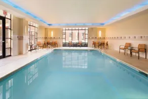 Courtyard by Marriott Oklahoma City Downtown - Piscine