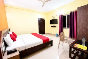 Hotel D2 Inn Wi-Fi Parking Near Beach - Room