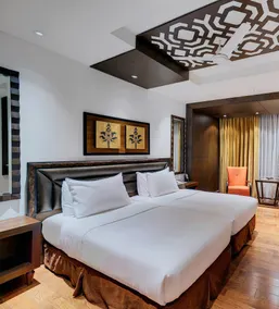 Mayfair Convention - Room