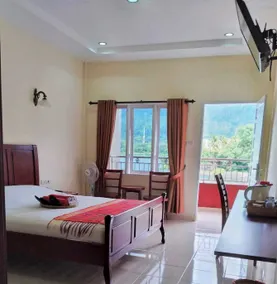 Zoé’s Paradise Waterfront Hotel - Room