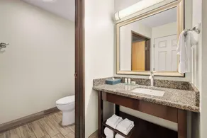 La Quinta by Wyndham Grants Pass - Salle de bain