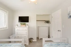 Pet-friendly Lorain Retreat w/ Fenced Yard! - Værelse
