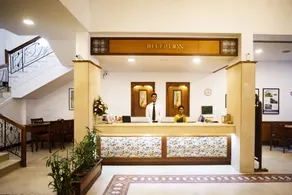 Abad Plaza - Reception