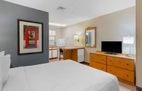 Extended Stay America Select Suites - Richmond - West End - I-64 - Room