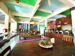 Avery Coconut Island Waterpark Beach Resort Carita - Restaurant