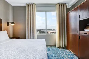 Four Points by Sheraton Toronto Mississauga - Chambre