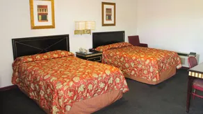 Budget Host Golden Wheat Motel - Room