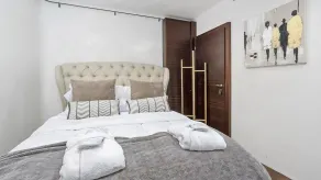 Montreux Rotana Villa - Habitación