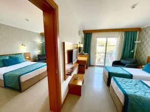 Green Forest Holiday Village - Chambre