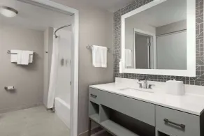 Homewood Suites by Hilton Reading - Salle de bain