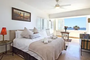Dolphin Bay Studio with Sea Views - Chambre