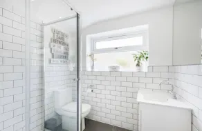 Cambridge House - Modern 2 Bedroom House, Close to Luton Airport & Town Centre - Bathroom