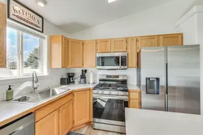 Charming Home w/ Patio: 3 Mi to Hayden Lake! - Innenbereich