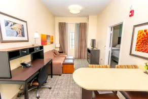 Staybridge Suites Houston - IAH Airport by IHG - Habitación