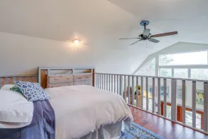 Pet-friendly Pilot Studio w/ Vineyard Views! - Interiør