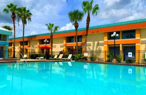 Bposhtels Orlando Florida Mall - Piscine