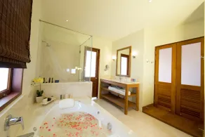 Le MENARA KHAO LAK  - Salle de bain