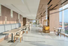 Oakwood Hotel & Residence Surabaya - Restaurant