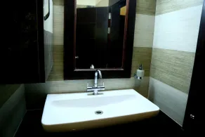 Tavisha Kanatal Hills Chamba - Bathroom