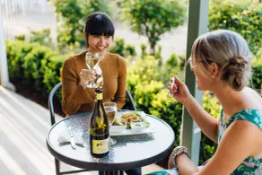 Bungalow mit Garten, Terrasse und Grill | Ideal für Homeoffice - Restaurant