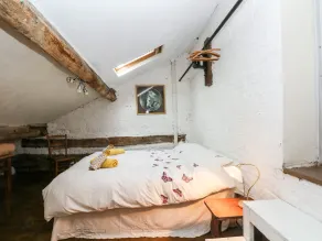The Toolshed - Room