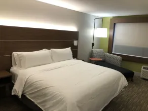 Holiday Inn Express & Suites Racine by IHG - Chambre
