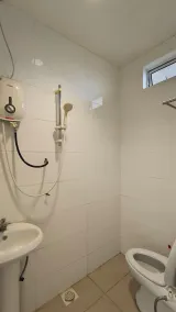 Natol Homestay - LA Tabuan Jaya - Baño