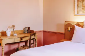 Le Charmant Hôtel - Værelse