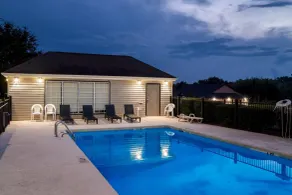 Days Inn by Wyndham Spartanburg - Piscine