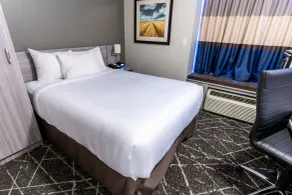 Microtel Inn & Suites by Wyndham Lloydminster - Chambre