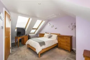 Oxford Street 5 Bedroom Townhouse - Rum