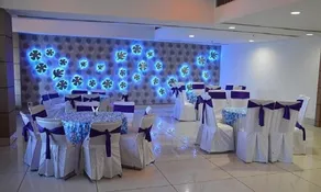 The Royal Paradise - Restaurant