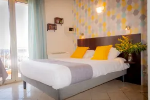 Hotel et Appartements Reine D'Azur - Chambre