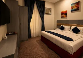 Pinetree Suites Hail - Room