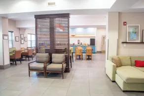 Country Inn & Suites by Radisson, Wilmington, NC - Lobby