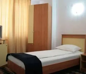 Plus Hotel - Room