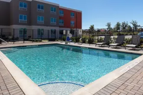 Holiday Inn Express & Suites Leander by IHG - Piscina