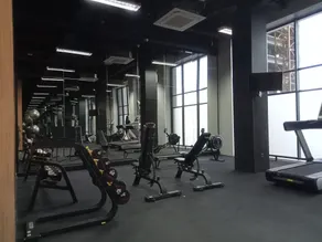 Modern And Cozy Studio Loft Apartment At Kingland Avenue - Gym