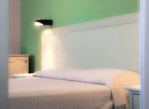 Hotel Il Faro Della Guitgia Tommasino - Room