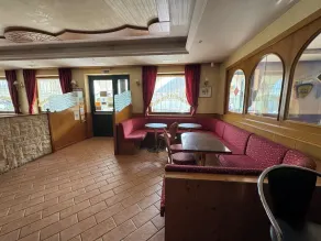 HC Hotel Garni - Rooms and Apartments - Reception