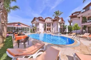 Minta Apartments - Pool