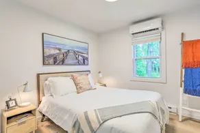 Catskills Sanctuary w/ Lake Access + Hot Tub - Room