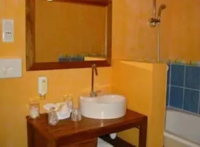 Hôtel Bomotel - Bathroom